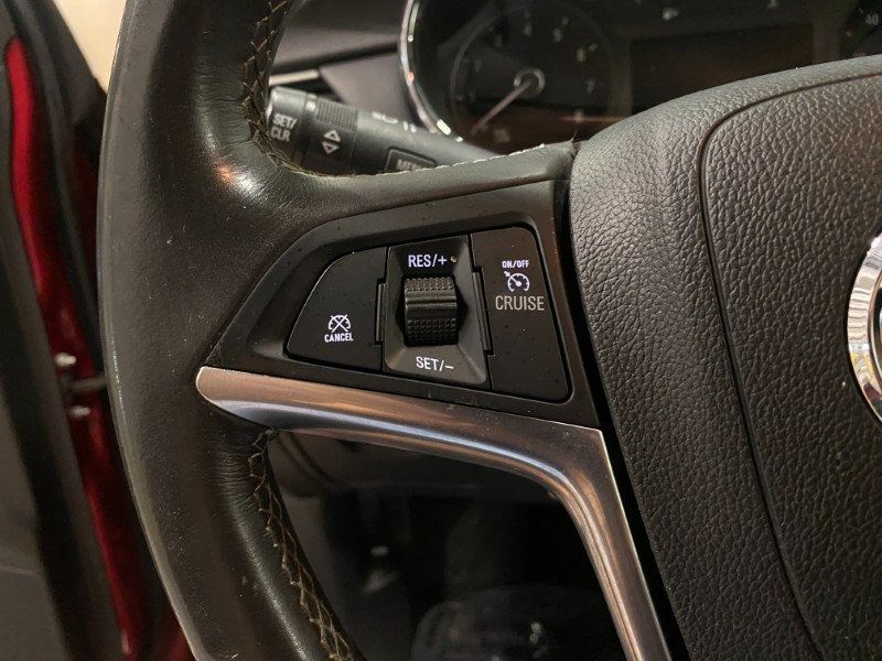 Used 2020 Buick Encore Preferred AWD/4WD image 33