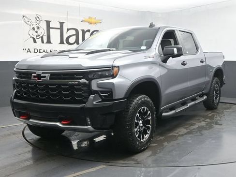 Used 2023 Chevrolet Silverado 1500 ZR2 w/ Technology Package AWD/4WD image 33