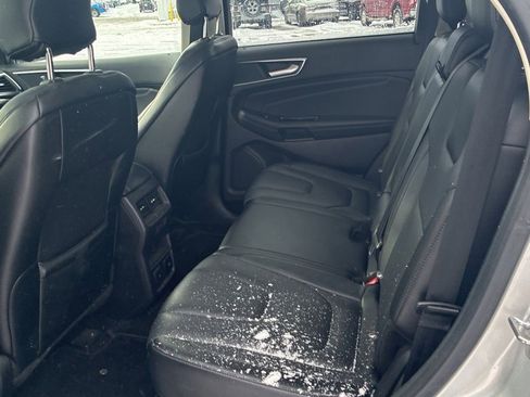 Used 2018 Ford Edge Titanium w/ Canadian Touring Package image 16