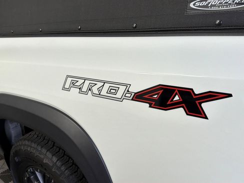 Used 2023 Nissan Frontier PRO-4X w/ Pro-4X Premium Package AWD/4WD image 10
