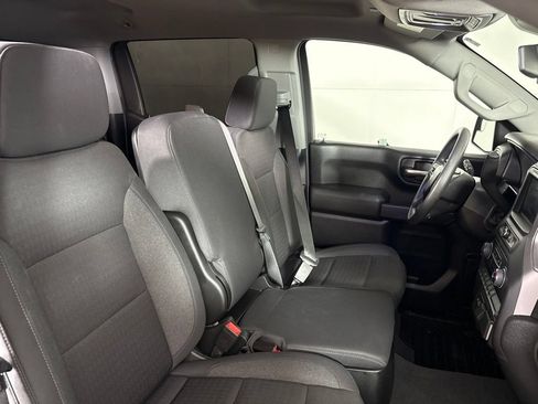Used 2026 Chevrolet Silverado 1500 Custom AWD/4WD image 19