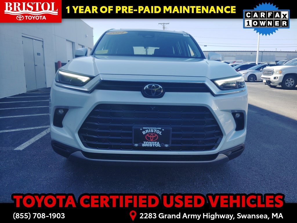 Certified 2024 Toyota Grand Highlander AWD image 42