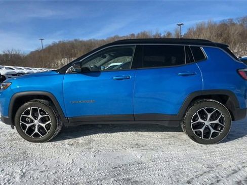 Used 2024 Jeep Compass Limited image 5