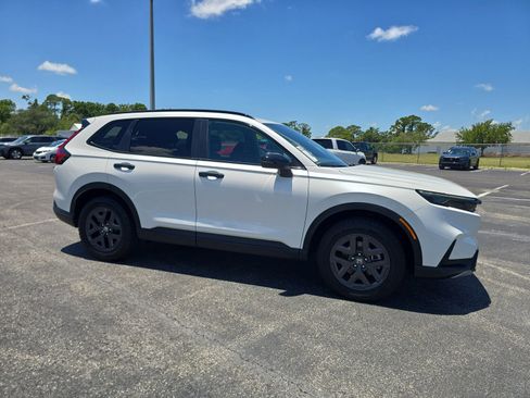 Certified 2026 Honda CR-V TrailSport image 2