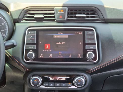 Used 2020 Nissan Versa SR FWD image 20