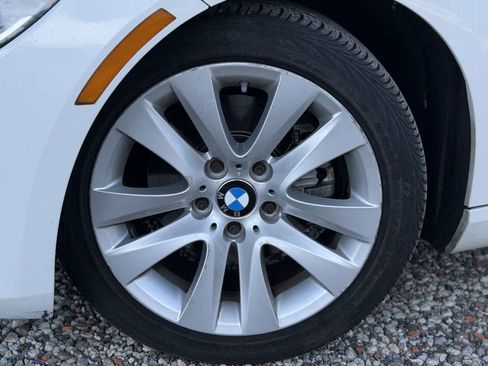 Used 2013 BMW 328i Convertible image 12