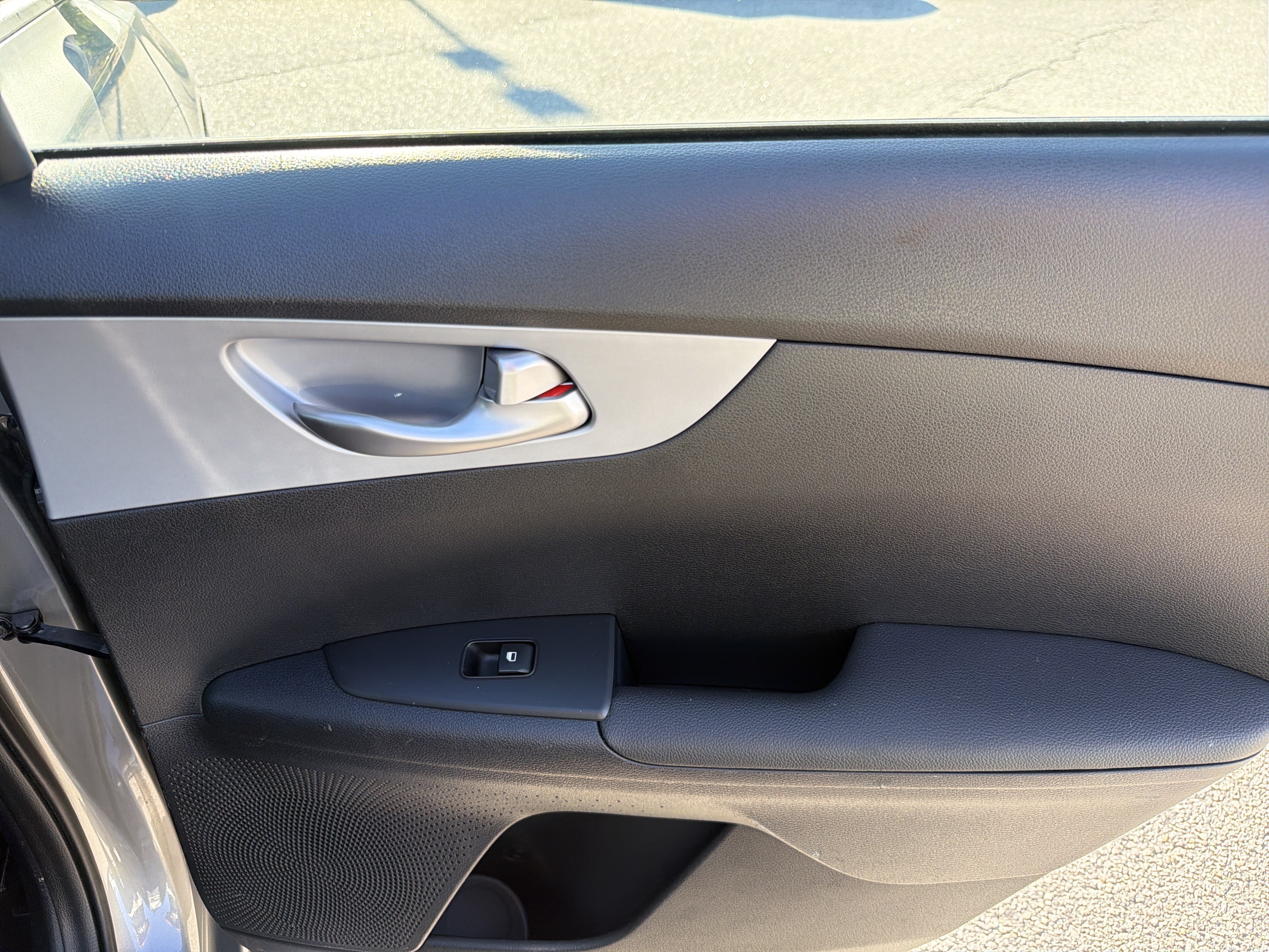 Used 2024 Kia Forte LXS FWD image 26