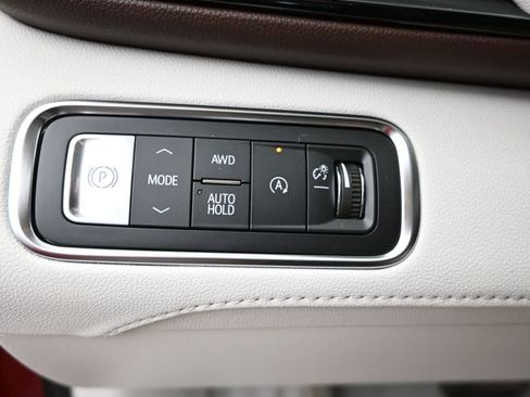 New 2026 Buick Enclave Avenir w/ Super Cruise Package AWD/4WD image 22