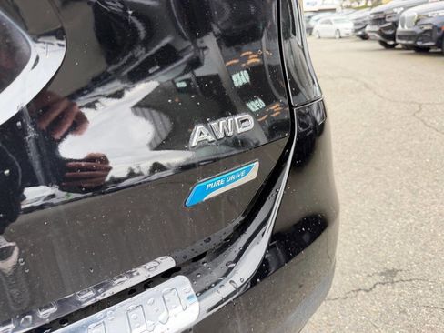 Used 2014 Nissan Rogue S image 6