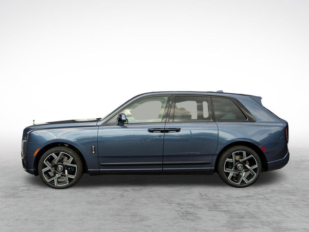 New 2027 Rolls-Royce Cullinan Black Badge AWD/4WD image 5