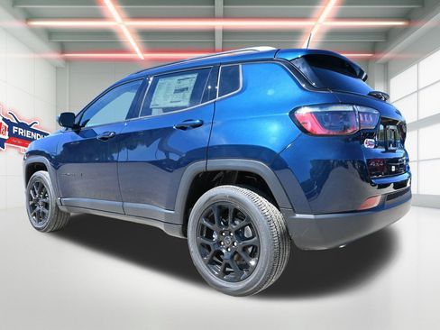 New 2026 Jeep Compass Latitude AWD/4WD image 2