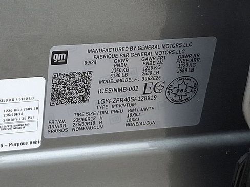 Used 2025 Cadillac XT4 Sport image 28