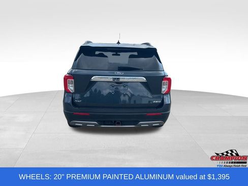 Used 2022 Ford Explorer XLT w/ Equipment Group 202A image 4