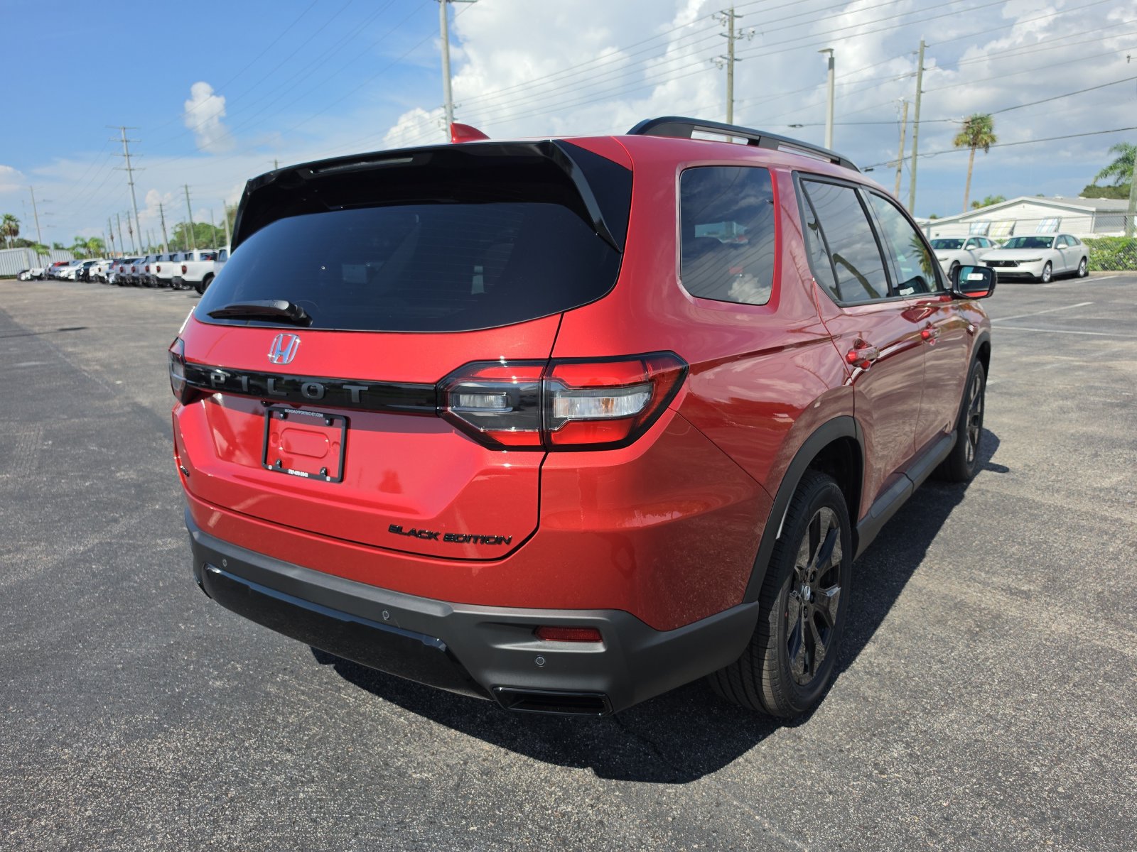 New 2026 Honda Pilot Black Edition image 4