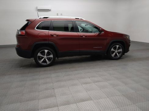 Used 2019 Jeep Cherokee Limited FWD image 10