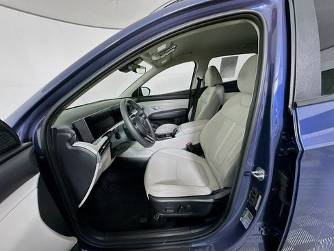 Used 2025 Hyundai Tucson SEL FWD image 13