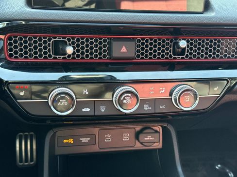 Used 2025 Honda Civic Si image 5