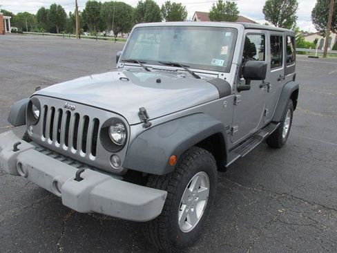 Used 2017 Jeep Wrangler Unlimited Sport w/ Quick Order Package 24S AWD/4WD image 1