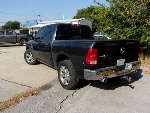 Used 2016 RAM 1500 Lone Star RWD image 5