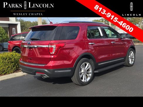 Used 2018 Ford Explorer Limited w/ Equipment Group 301A image 4