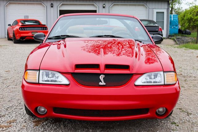 Used 1994 Ford Mustang GT RWD image 13