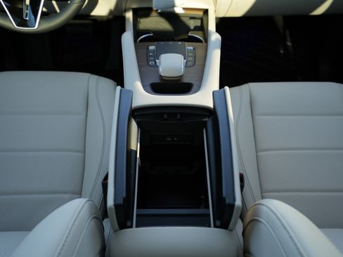 New 2026 Mercedes-Benz GLE 450 4MATIC image 28