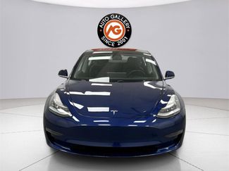 Used 2018 Tesla Model 3 Long Range video 2