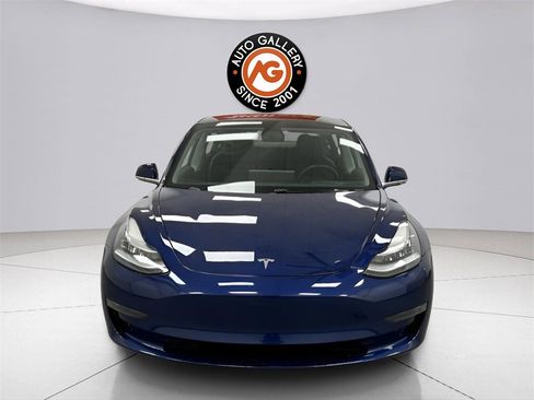Used 2018 Tesla Model 3 Long Range image 2
