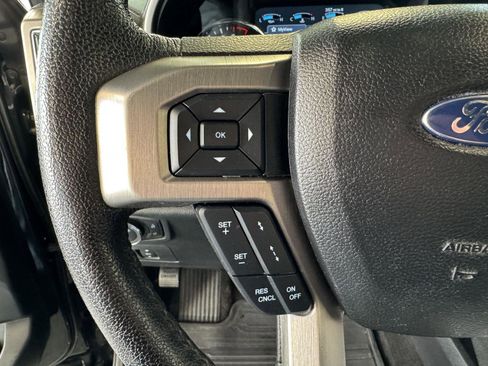 Used 2015 Ford F150 Platinum w/ Equipment Group 701A Luxury image 13