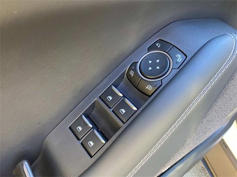 Used 2025 Ford Mustang Mach-E Premium image 13