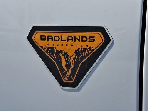 New 2026 Ford Bronco Badlands AWD/4WD image 13