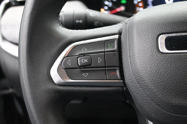 Used 2024 Jeep Compass Latitude AWD/4WD image 30