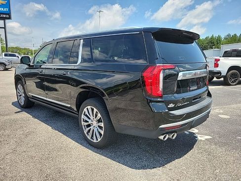Used 2021 GMC Yukon XL Denali w/ Denali Ultimate Package RWD image 5