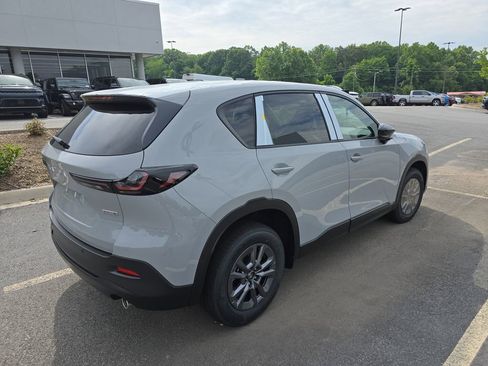 New 2026 MAZDA CX-5 Select AWD/4WD image 2