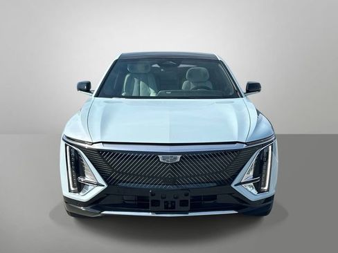 Used 2024 Cadillac Lyriq Luxury w/ LPO, Floor Liner Package AWD/4WD image 23