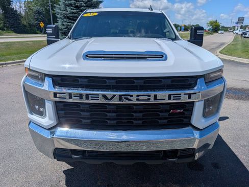 Used 2020 Chevrolet Silverado 2500 LT w/ Z71 Off-Road Package AWD/4WD image 4