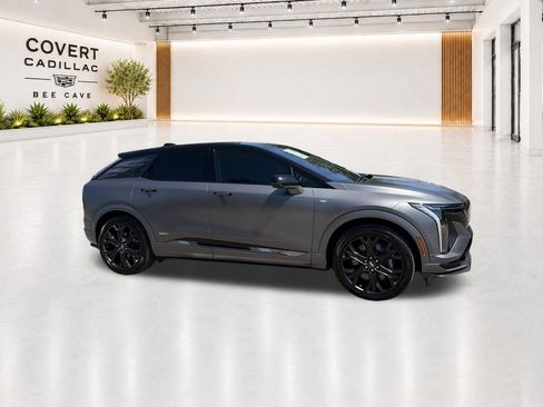 Used 2026 Cadillac Optiq V w/ Magnus Launch Edition AWD/4WD image 15