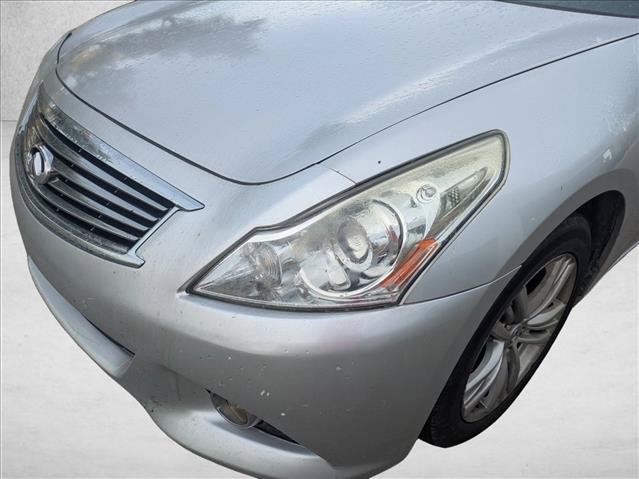 Used 2015 INFINITI Q40 AWD w/ Navigation Package image 9