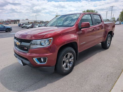 Used 2019 Chevrolet Colorado Z71 AWD/4WD image 4