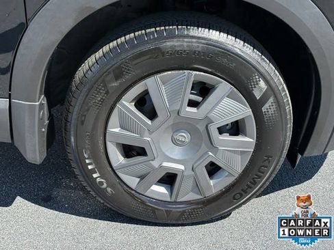 Used 2025 Nissan Kicks S FWD image 29