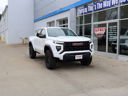 New 2026 GMC Canyon Elevation w/ Convenience Package image 2