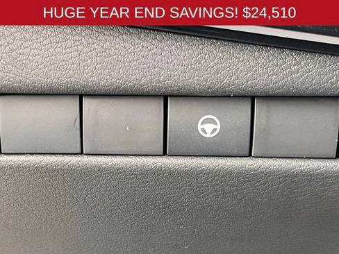 New 2025 Nissan Kicks SR image 15