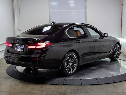 Used 2023 BMW 530e 530e w/ Convenience Package image 9