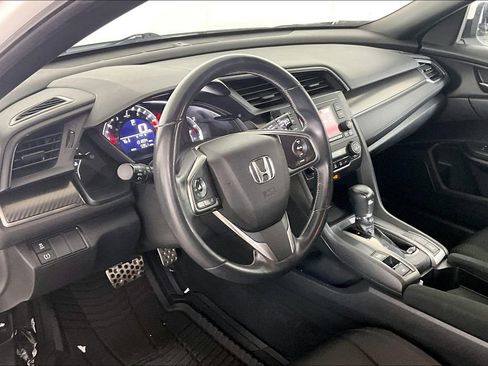 Used 2017 Honda Civic Sport image 13