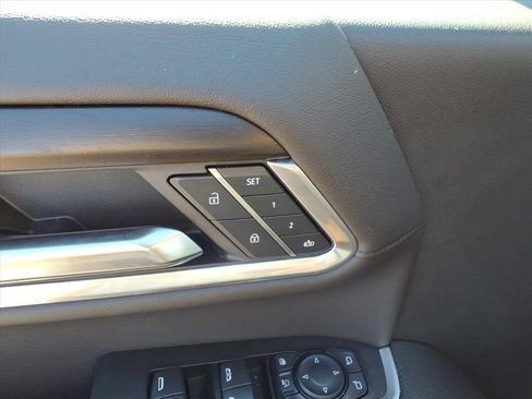 Used 2025 GMC Sierra 2500 Denali w/ Denali Reserve Package image 15