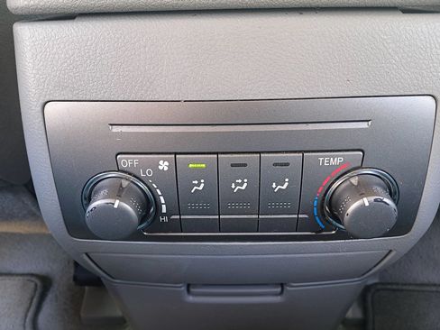 Used 2010 Toyota Highlander 2WD image 20