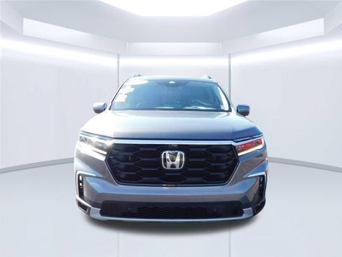 Used 2023 Honda Pilot Elite image 8