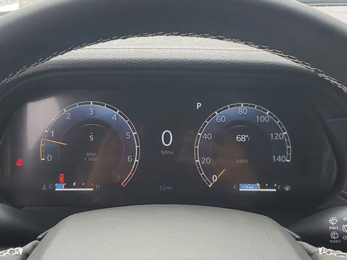 New 2025 Jeep Grand Cherokee Limited image 31