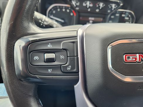 Used 2020 GMC Sierra 1500 Elevation image 17