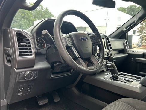 Used 2015 Ford F150 XLT w/ Equipment Group 302A Luxury RWD image 8